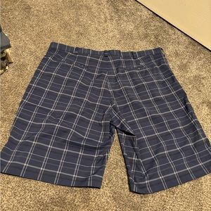 Nike men’s golf shorts